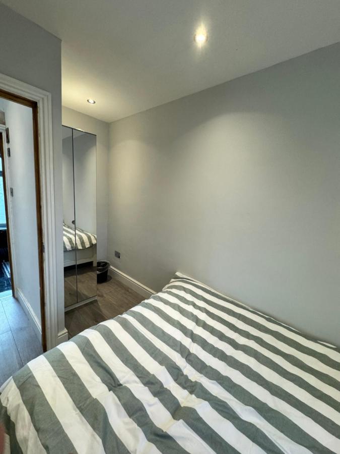 1 Bed With Kitchenette And Bathroom Oxford Esterno foto